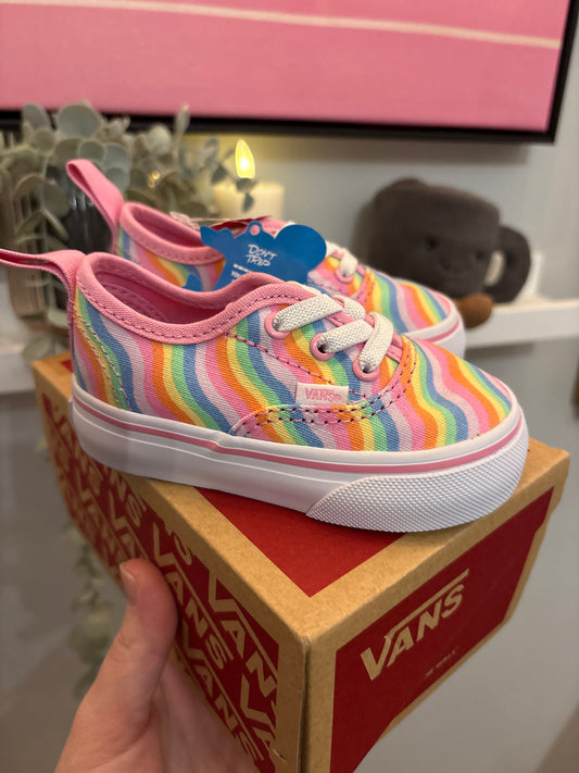 Souliers Vans grandeur 5 *NEUF