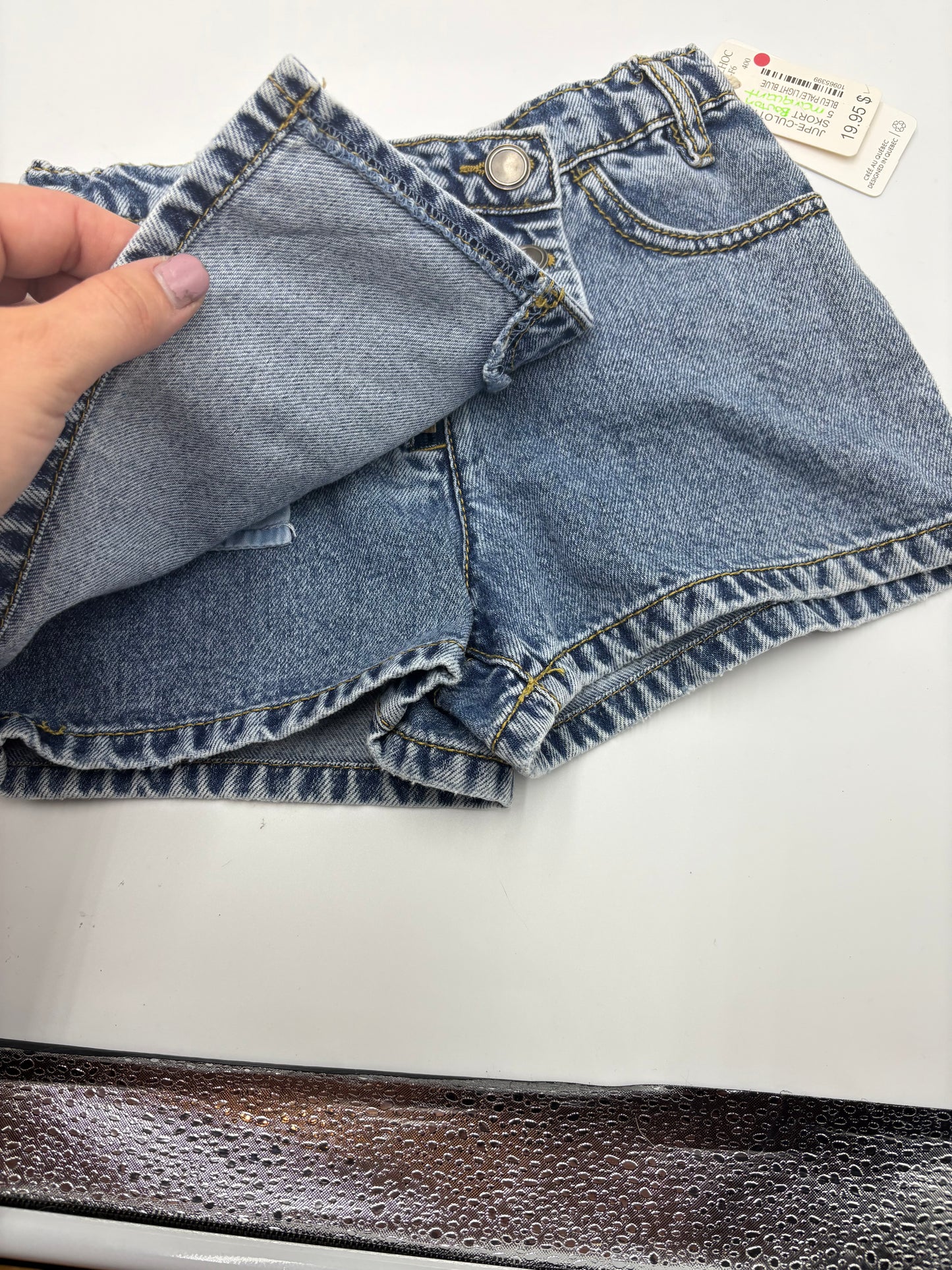 Jupe short 5ans NEUF