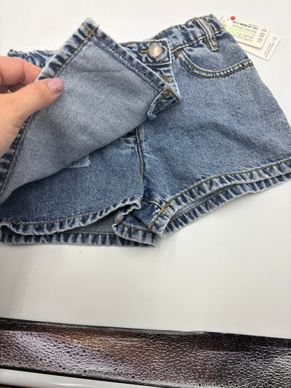 Jupe short 5ans NEUF