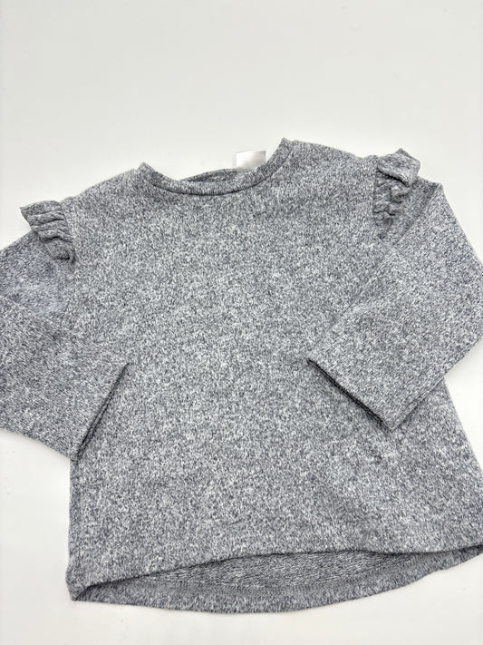 Chandail environ 9-12m