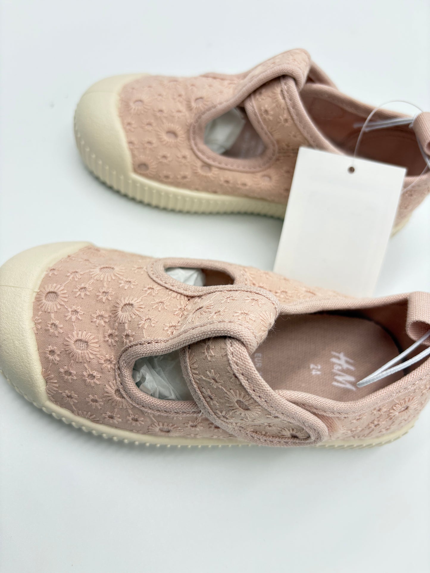 Souliers grandeur 7,5 NEUF