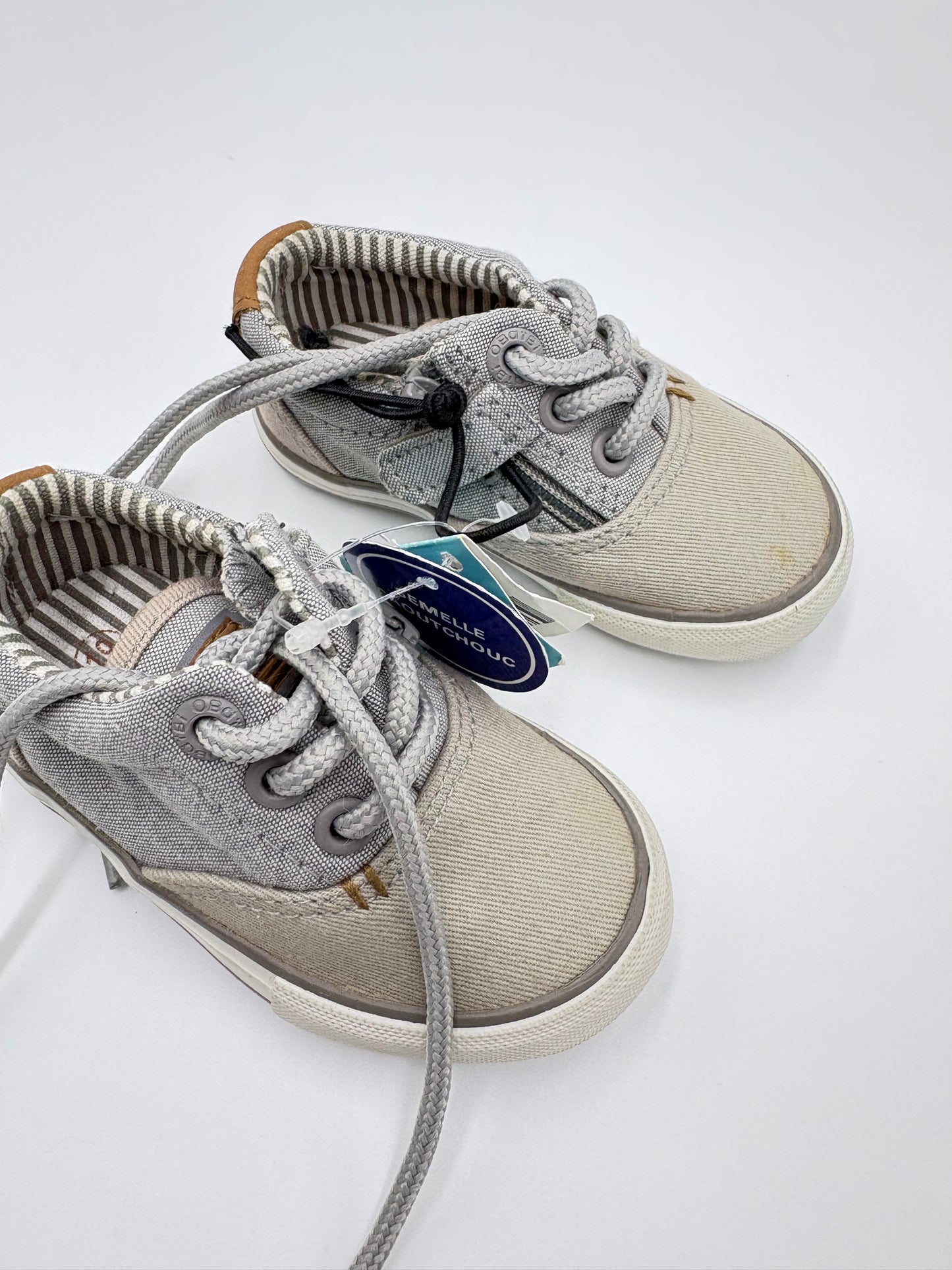 Souliers grandeur 19