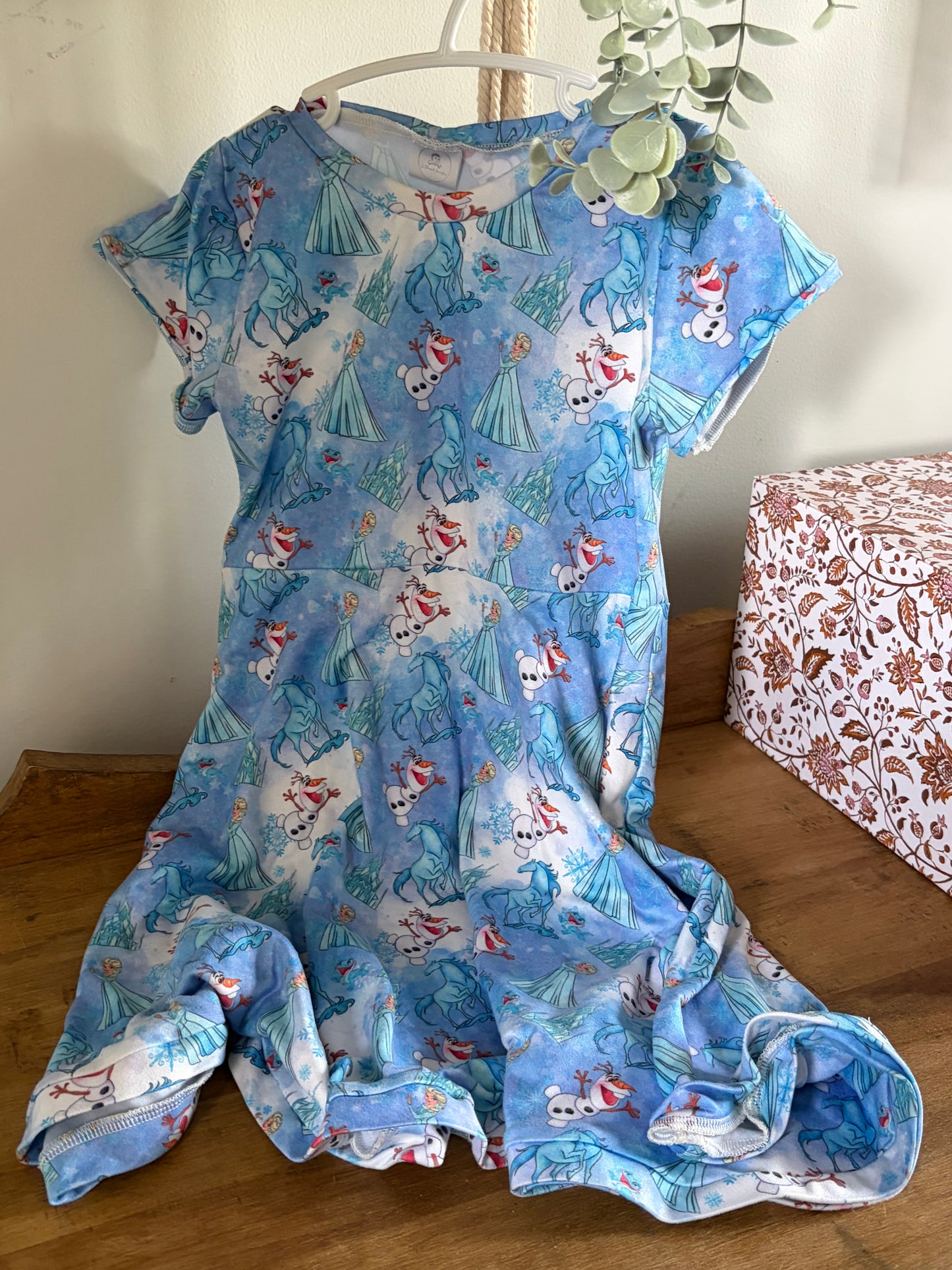 Robe environ 4-5ans