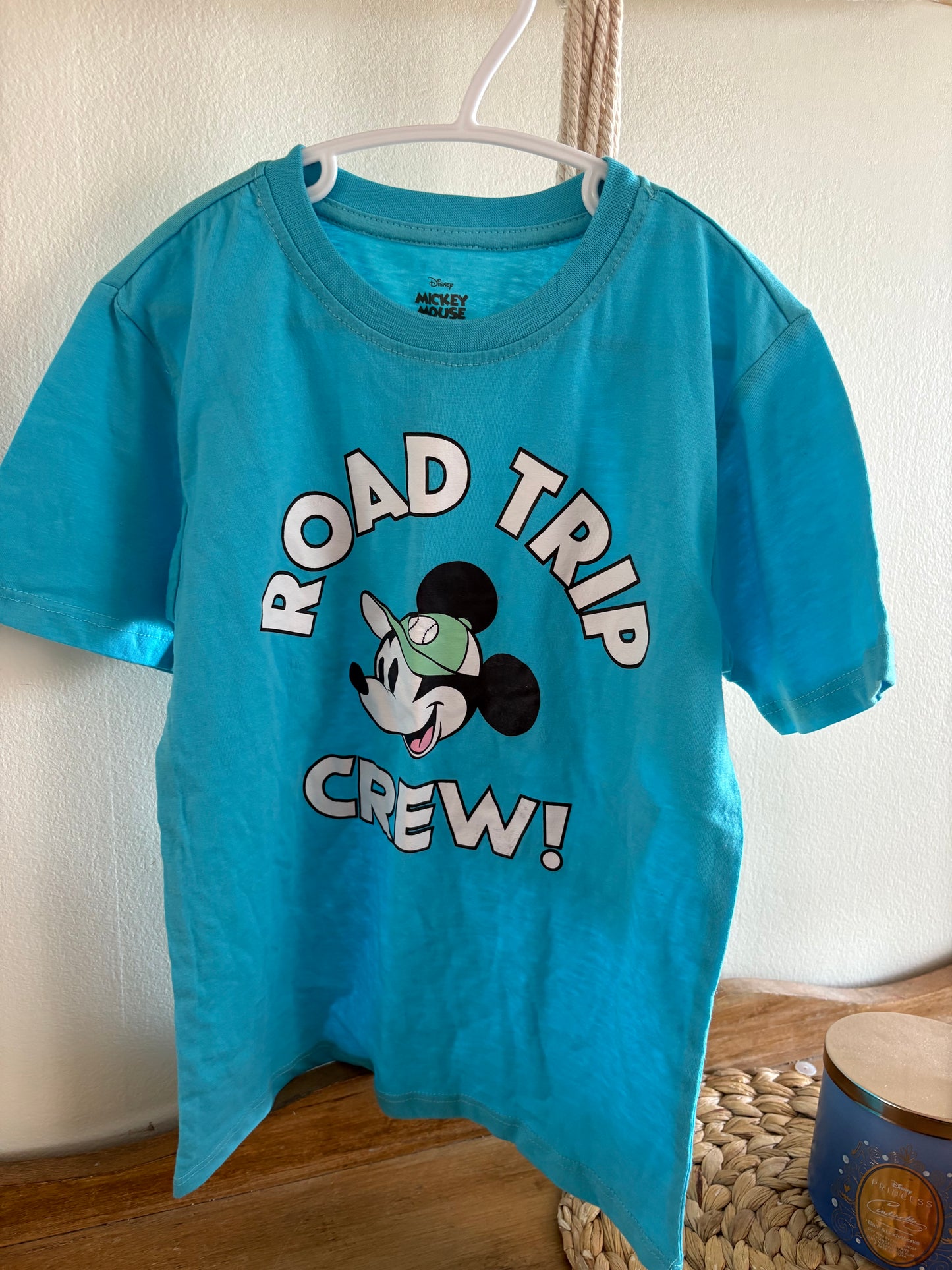 chandail 6ans * NEUF