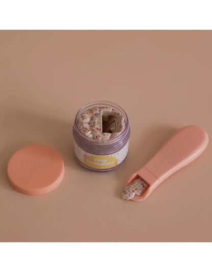 Coffret cadeau - gâteau d’anniversaire et lait à la fraise - Tiny Harlow