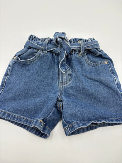 Short 3ans