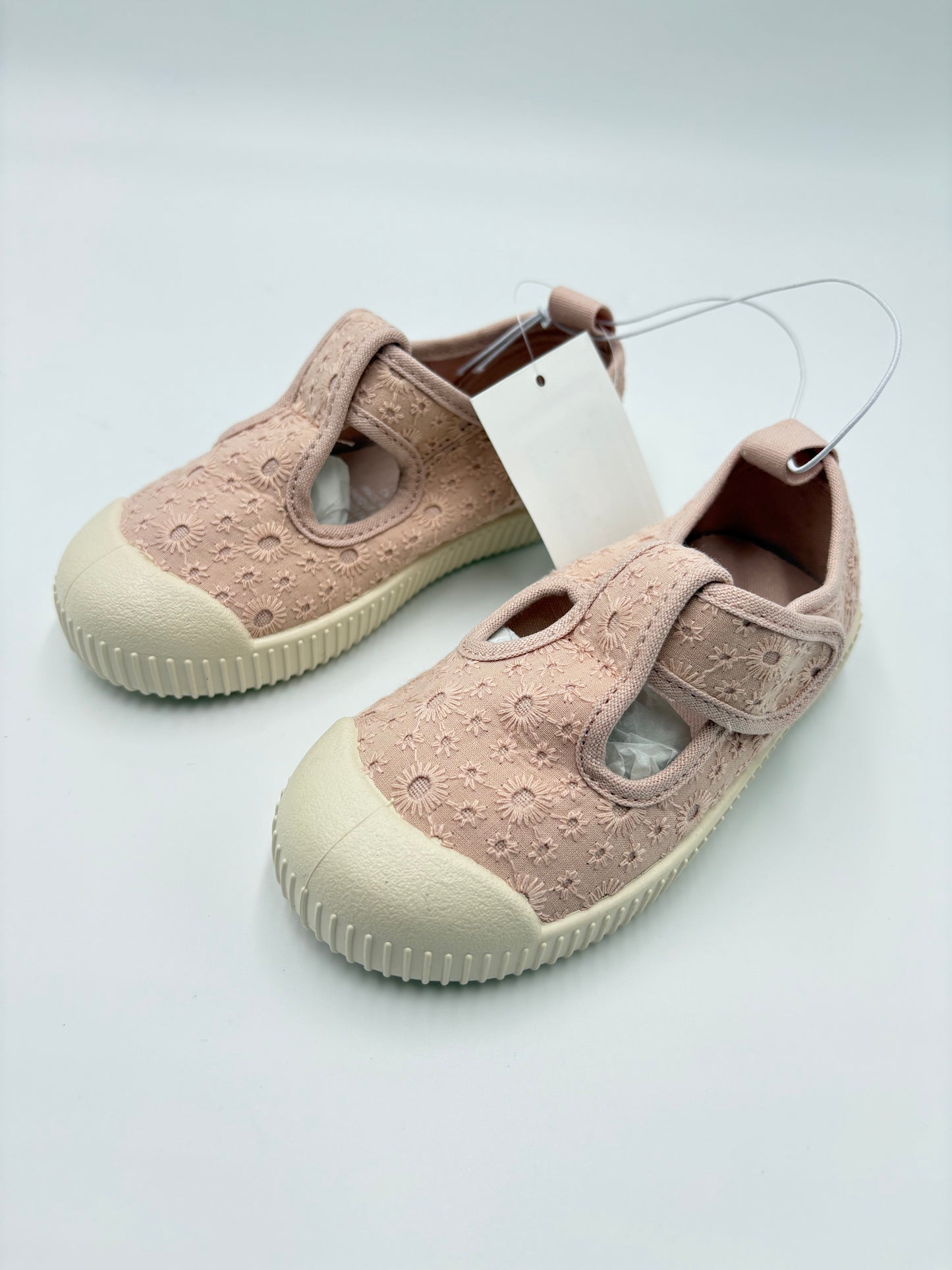 Souliers grandeur 7,5 NEUF