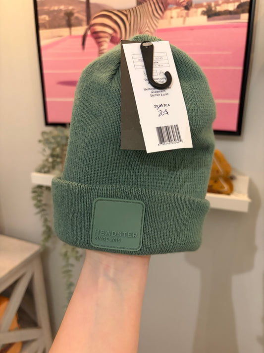 Tuque Small 48cm NEUF
