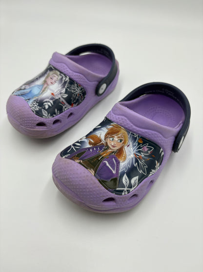 Sandales type crocs 7-8