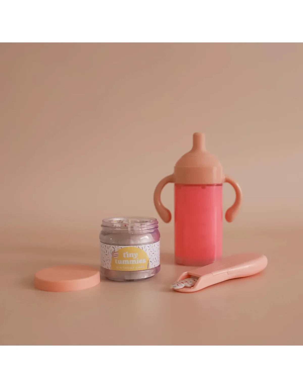 Coffret cadeau - gâteau d’anniversaire et lait à la fraise - Tiny Harlow