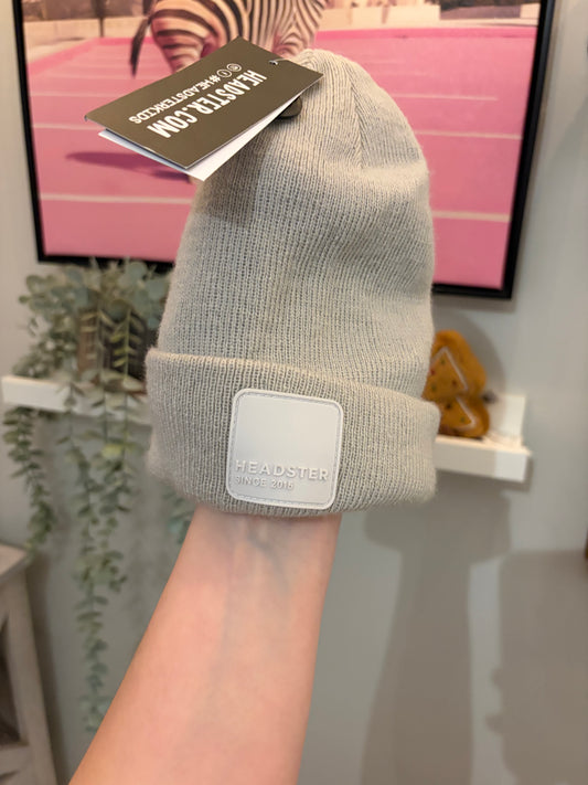 Tuque Small 48cm NEUF