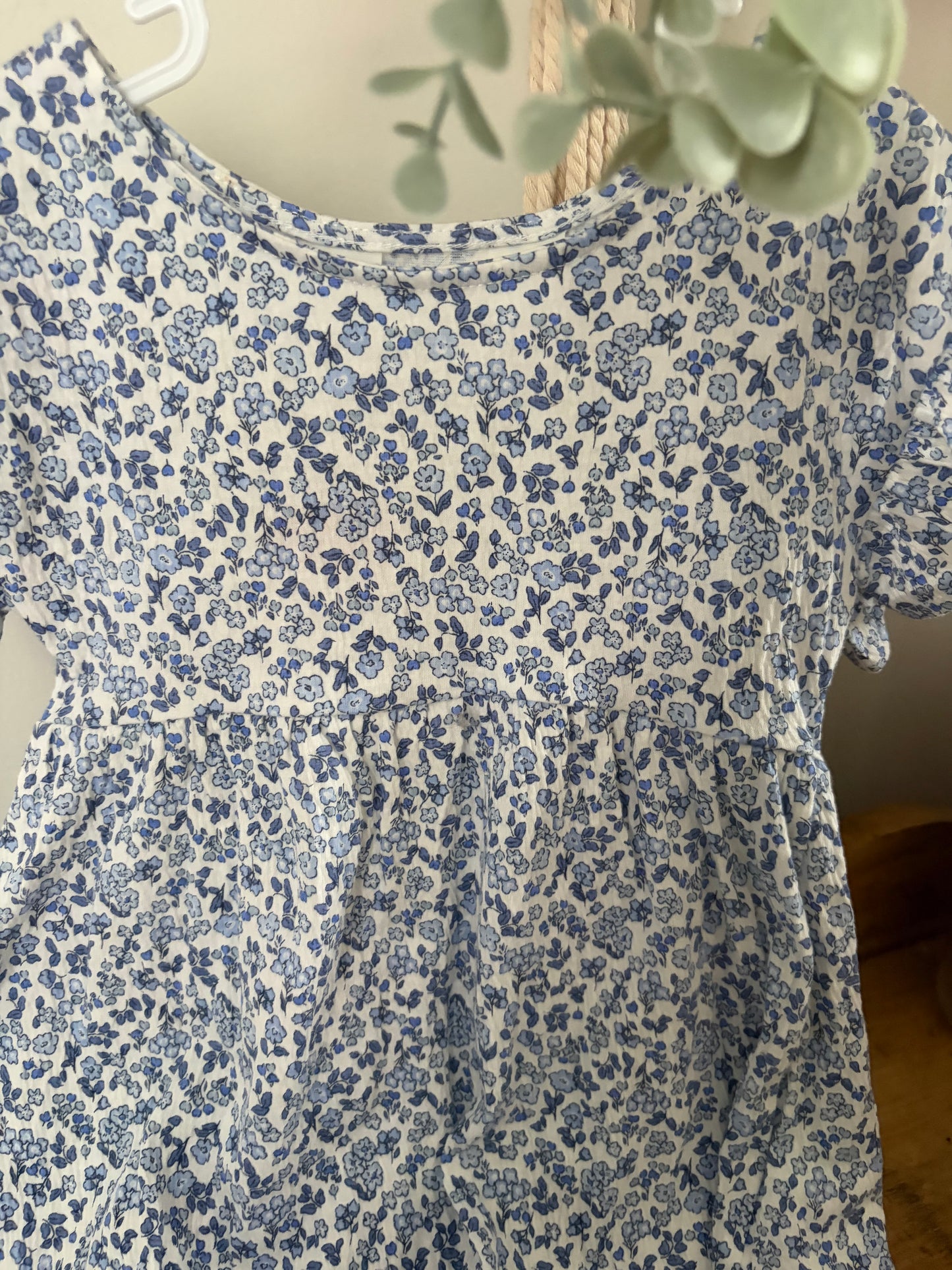 Robe 11/2-2ans NEUVE
