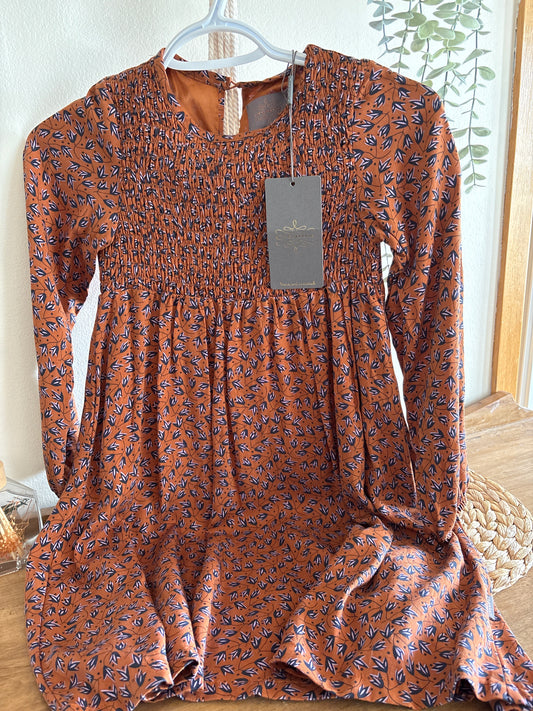 Robe 8ans - creamie neuve