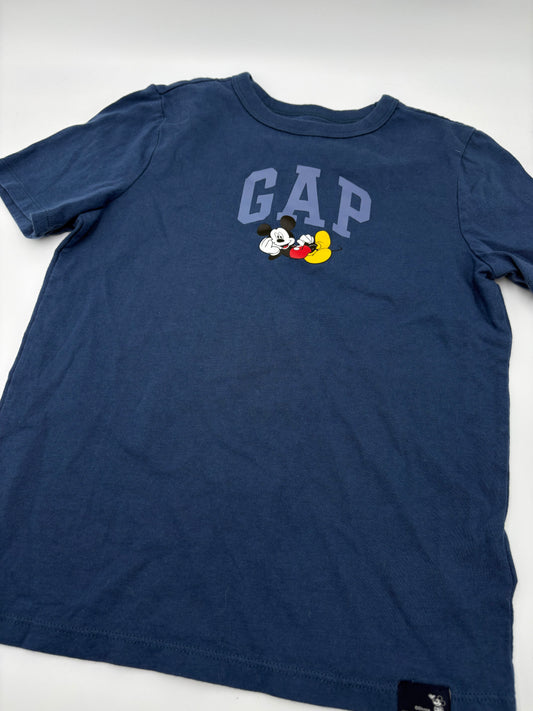 Chandail small (6ans environ)