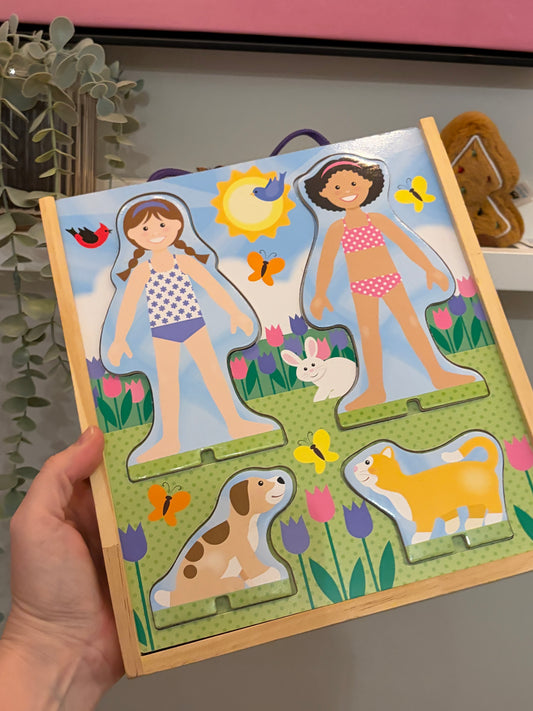Boîte personnages a déguiser en bois Melissa and doug