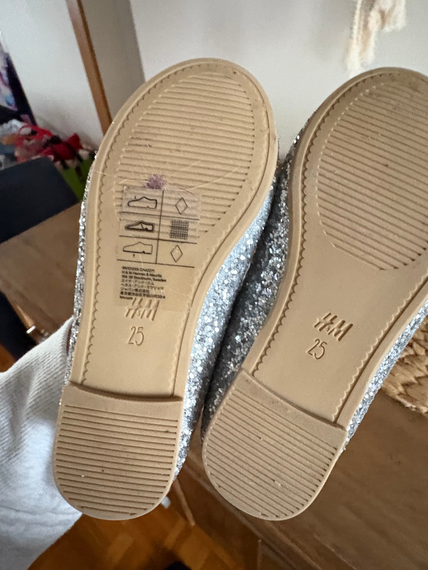 Souliers princesses elsa H&M grandeur 25
