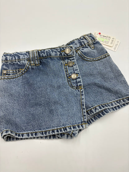 Jupe short 5ans NEUF