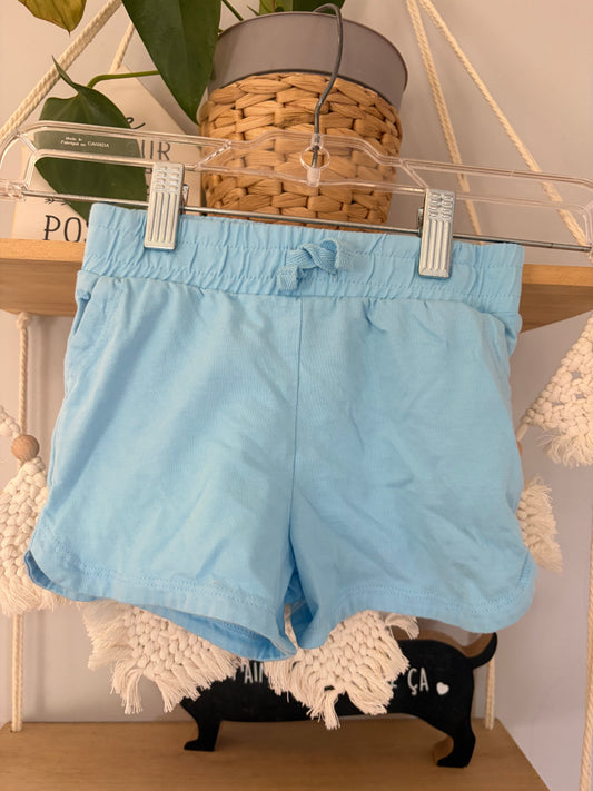 Short 3ans