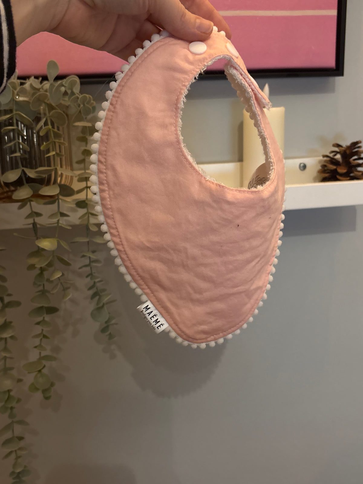 Bavoir MAÉMÉ rose * NEUF