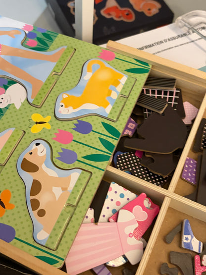 Boîte personnages a déguiser en bois Melissa and doug