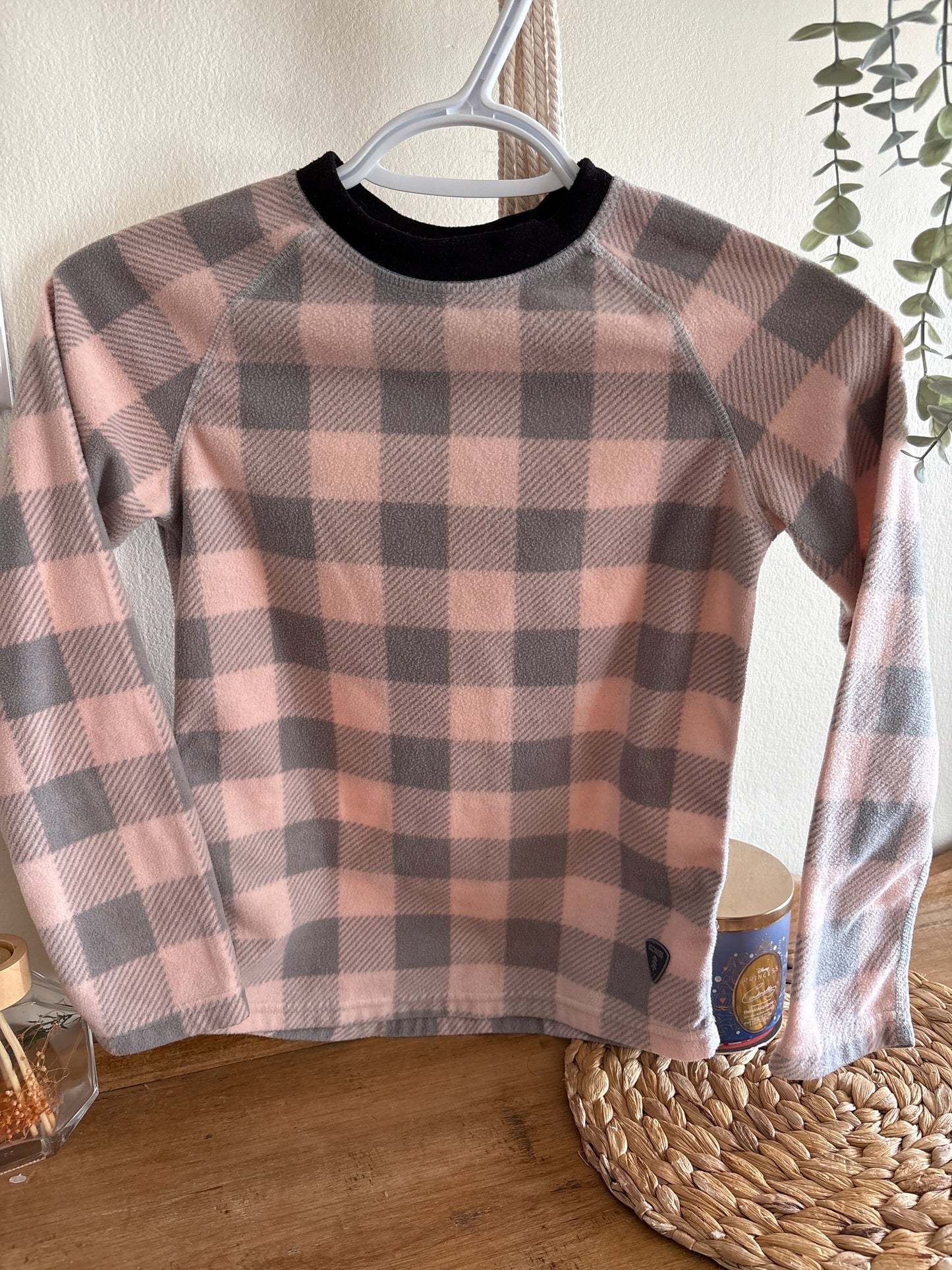 Chandail médium environ 10ans