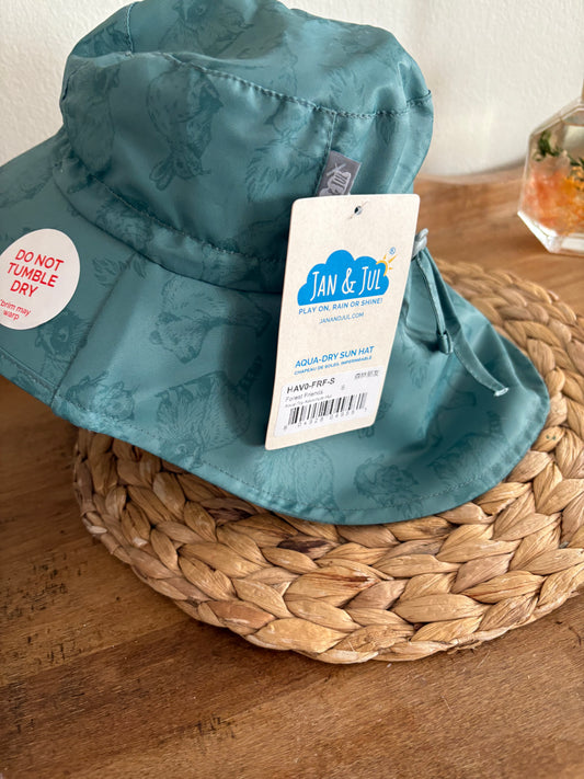 Chapeau foret aventure piscine *NEUF