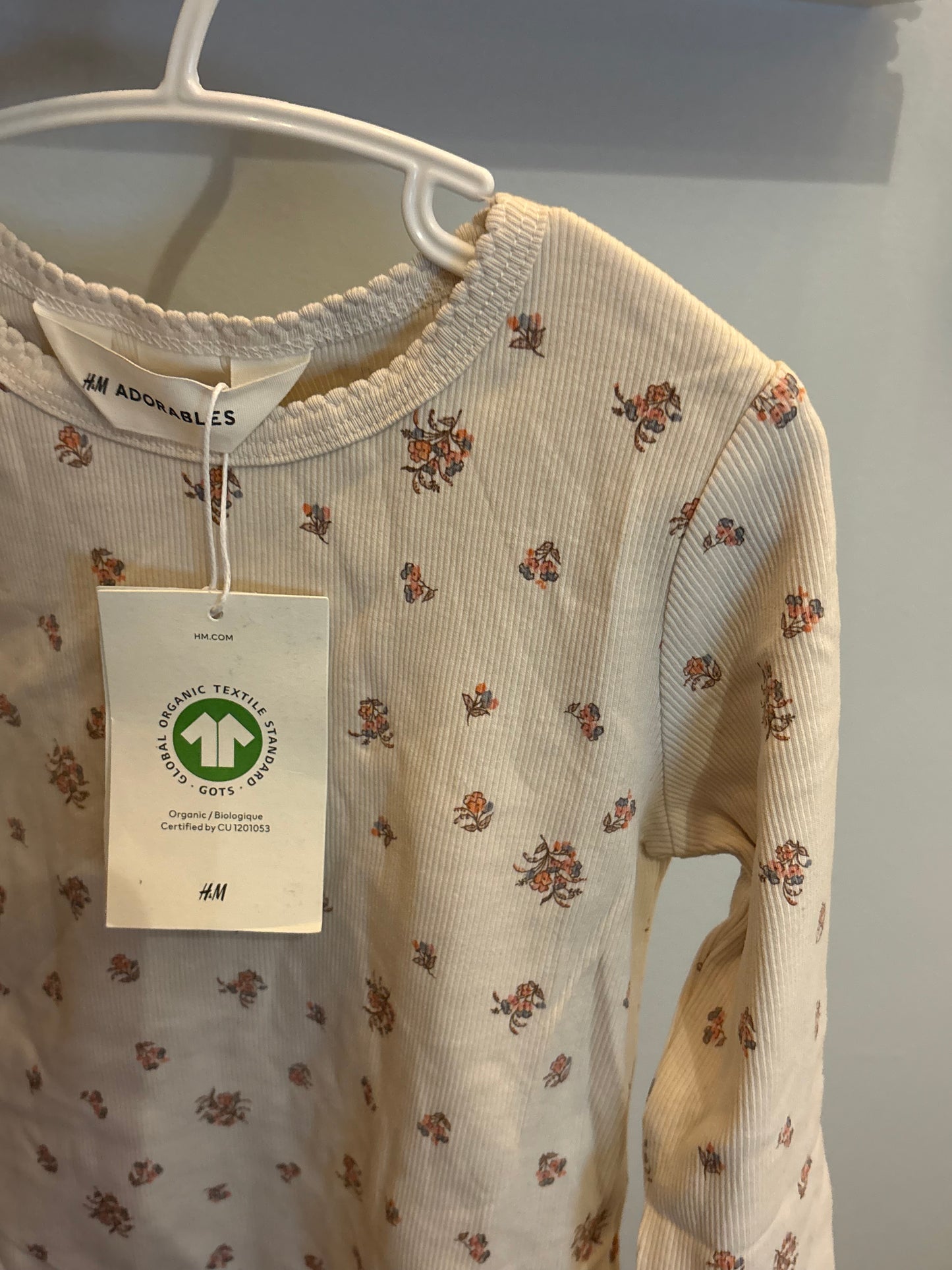 Chandail 2-4ans *NEUF