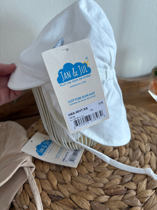 Chapeau bébé coton blanc *NEUF