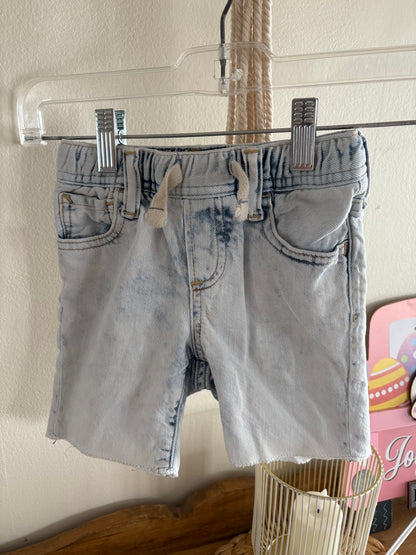 Short 3ans