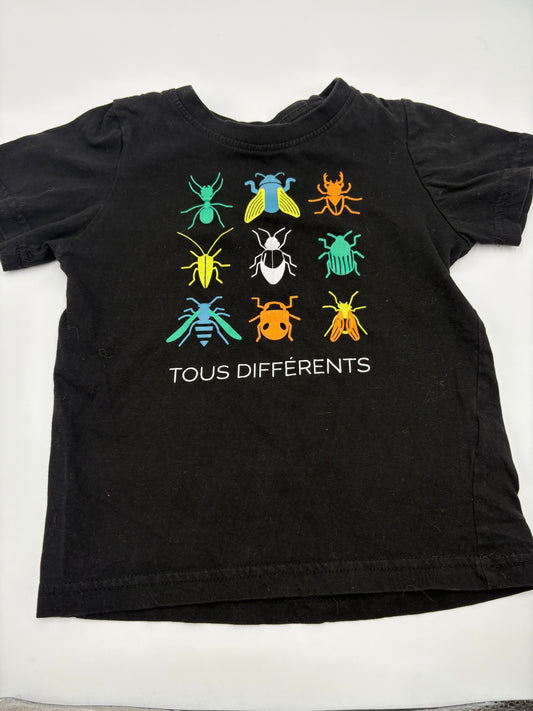 Chandail 5ans fait petit