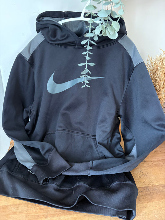 Hoodie medium (environ 10ans)