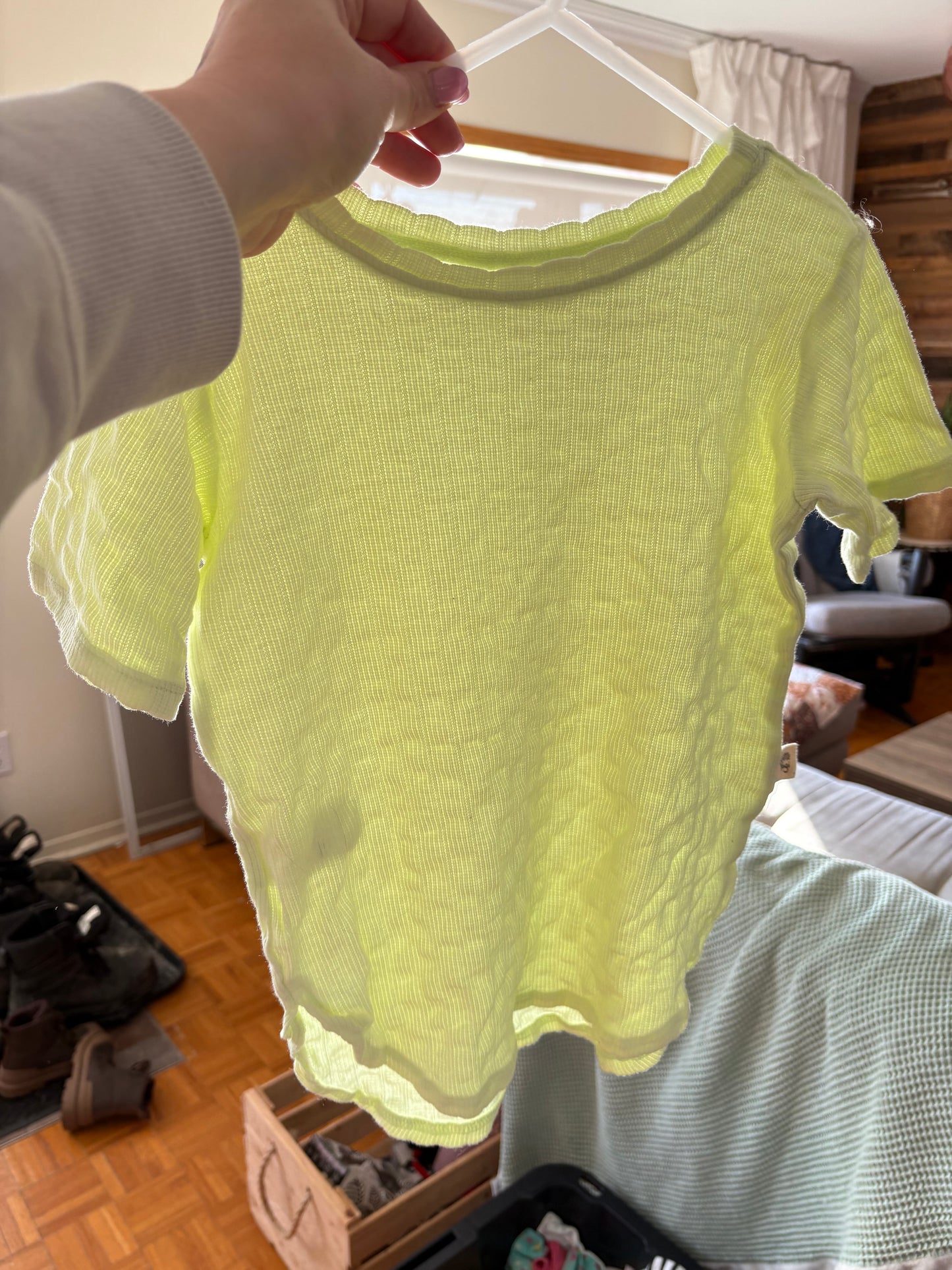 Chandail leger jaune/vert 3-5Ans