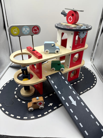 Garage Janod en boid avec voitures