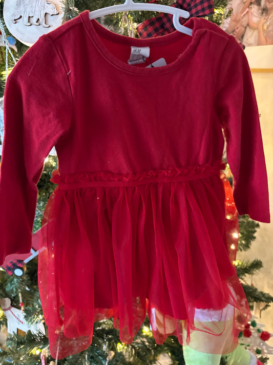 Robe 9-12mois fait grande 12-18M