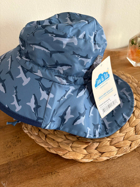 Chapeau requin aventure piscine *NEUF