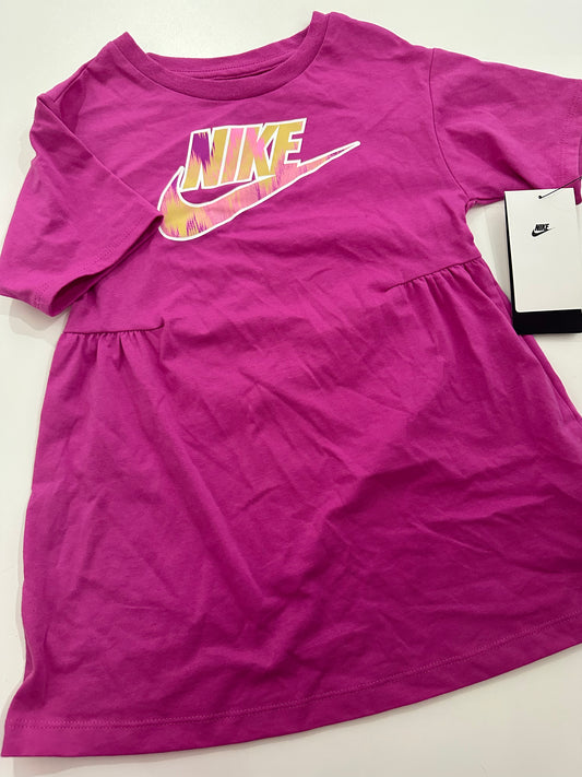 robe nike 4ans