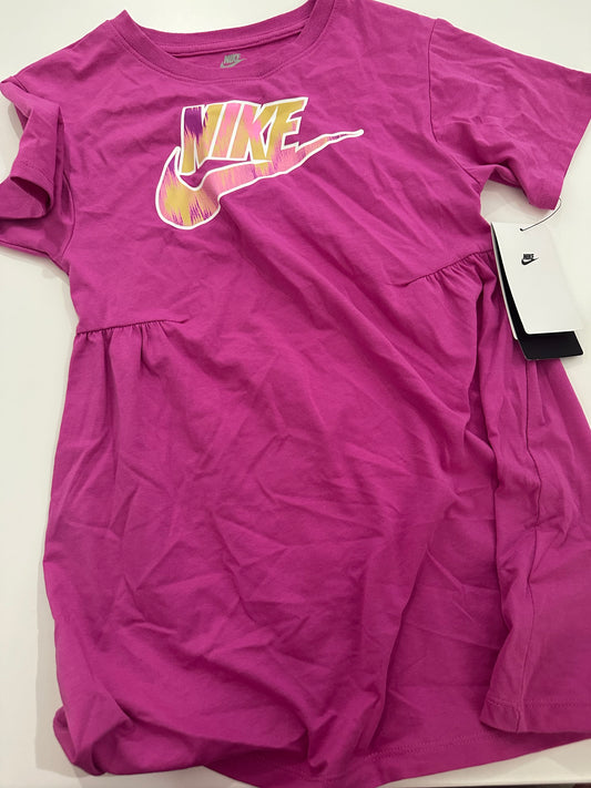 robe nike 6xans