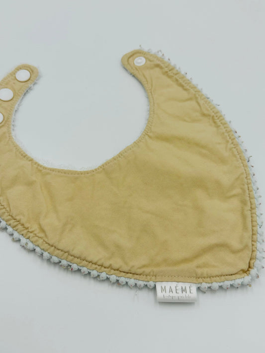 Bavoir Maémé Beige - Boutique friperie le placard de Jeanne et cie