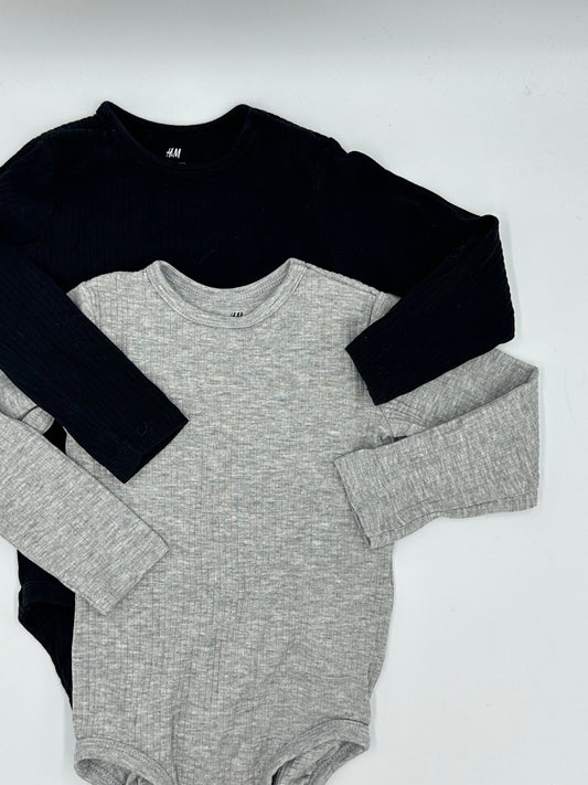 Cache - couches (2) 12 - 18m - Boutique friperie le placard de Jeanne et cie