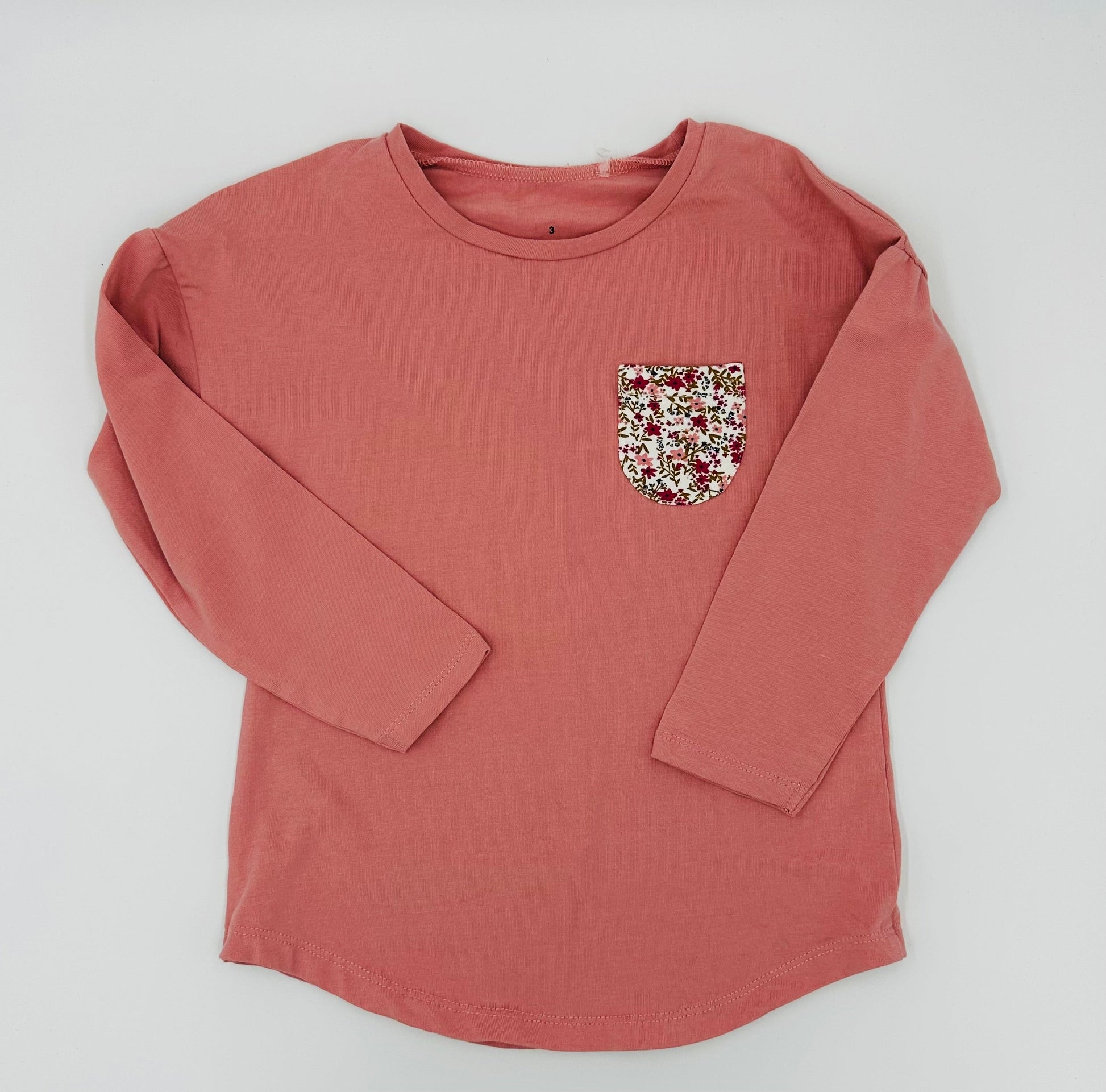 Chandail 3ans - Boutique friperie le placard de Jeanne et cie