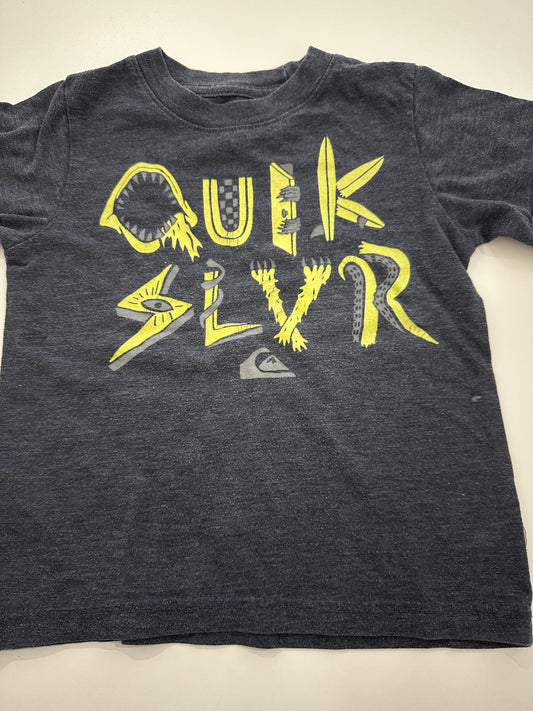 chandail 3t - Boutique friperie le placard de Jeanne et cie