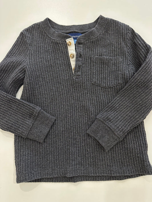 chandail 5ans - Boutique friperie le placard de Jeanne et cie