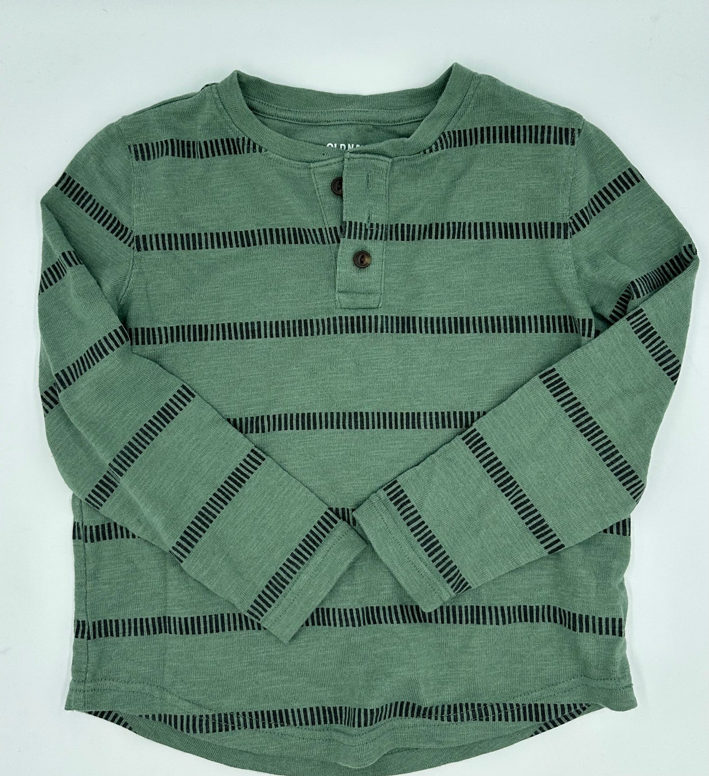 Chandail 6 - 7ans - Boutique friperie le placard de Jeanne et cie