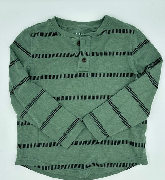 Chandail 6 - 7ans - Boutique friperie le placard de Jeanne et cie