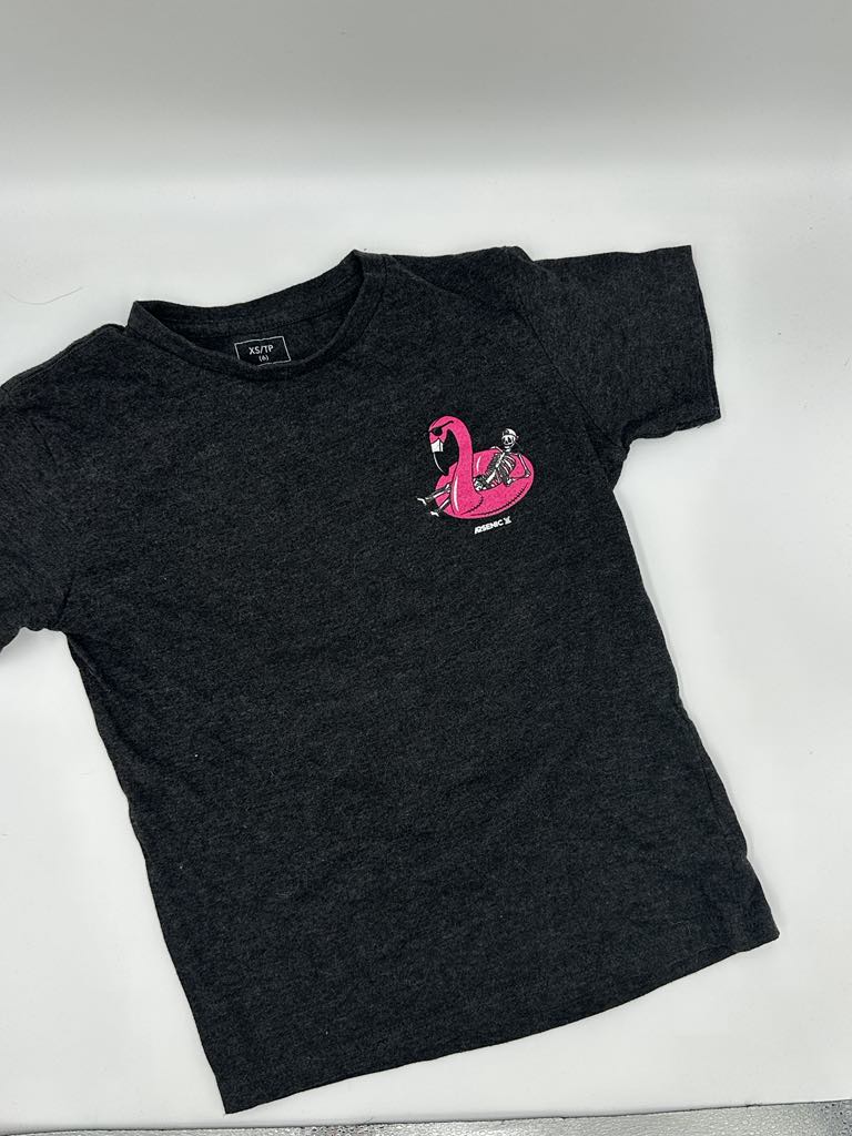 chandail 6t - Boutique friperie le placard de Jeanne et cie