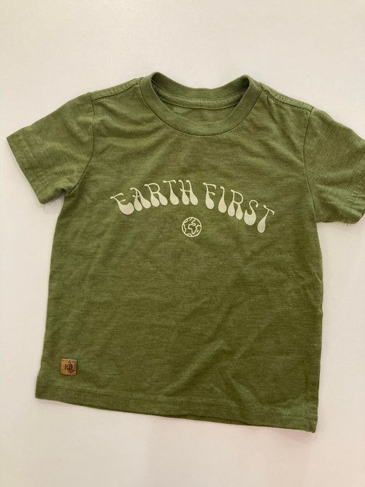 Chandail à manches courtes 12-18m - Boutique friperie le placard de Jeanne et cie