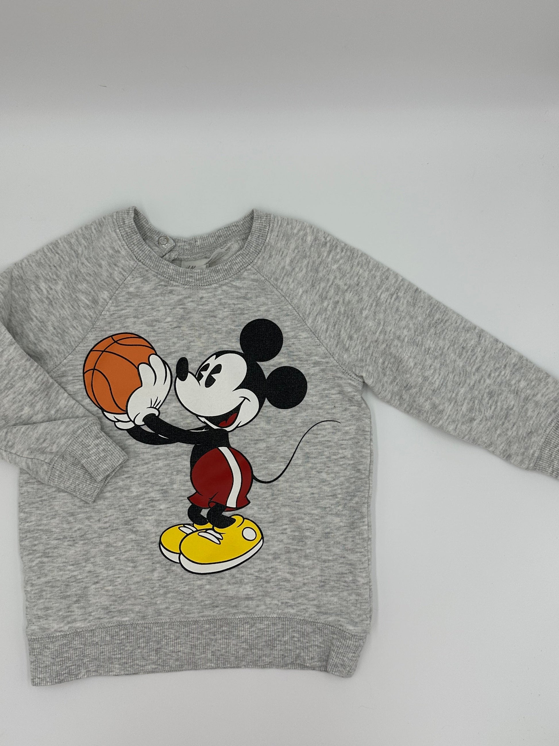 Chandail Disney x H&M 12 - 18m - Boutique friperie le placard de Jeanne et cie