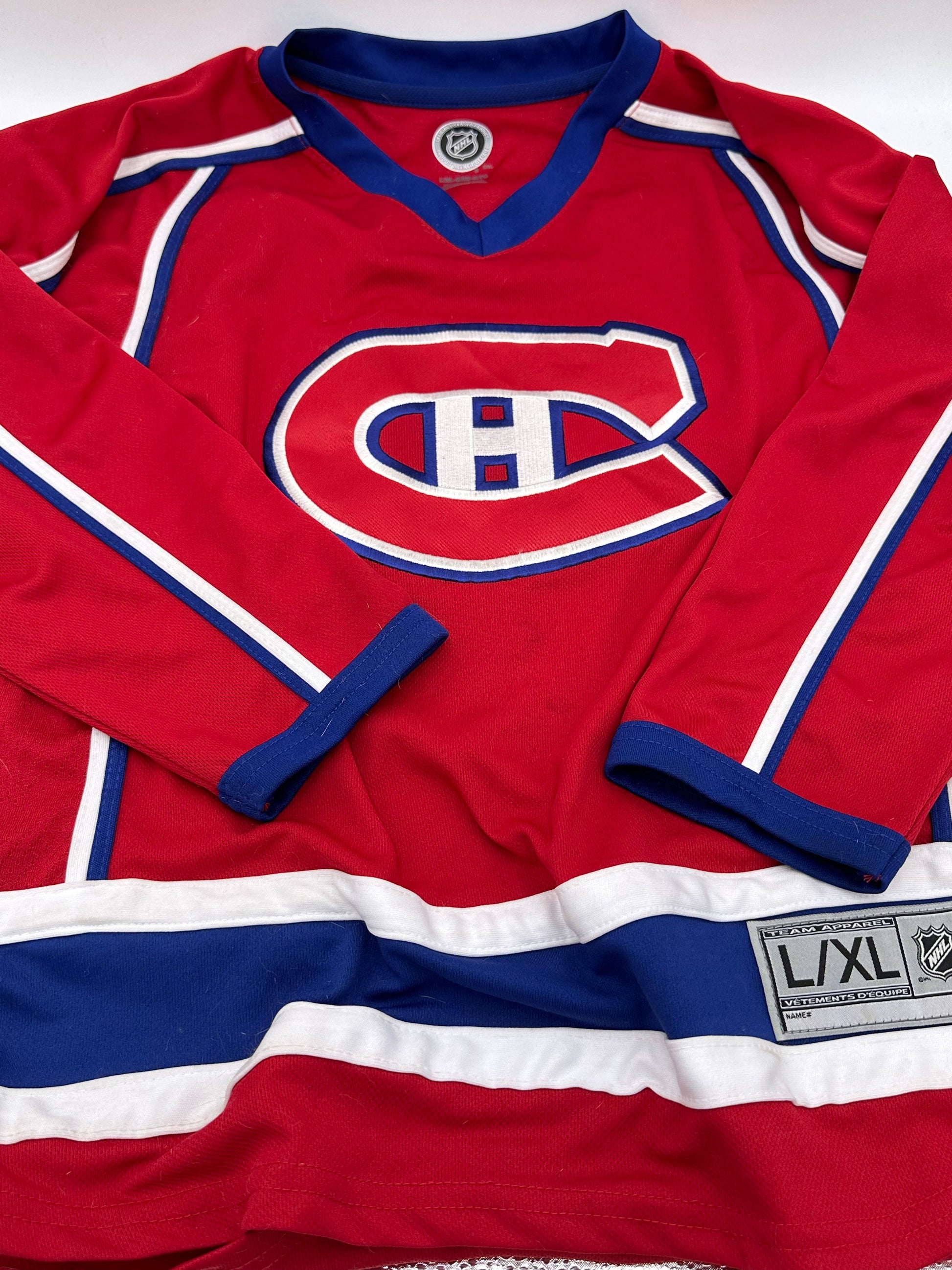 chandail L/Xl environ 12ans - Boutique friperie le placard de Jeanne et cie