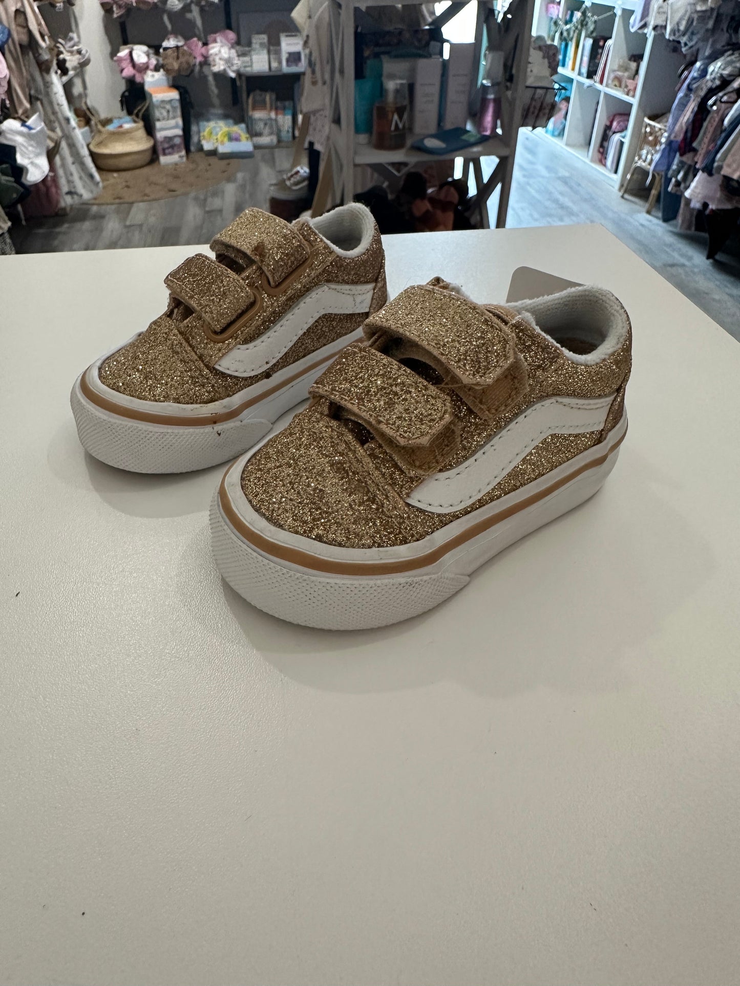 chaussure gr3 - Boutique friperie le placard de Jeanne et cie