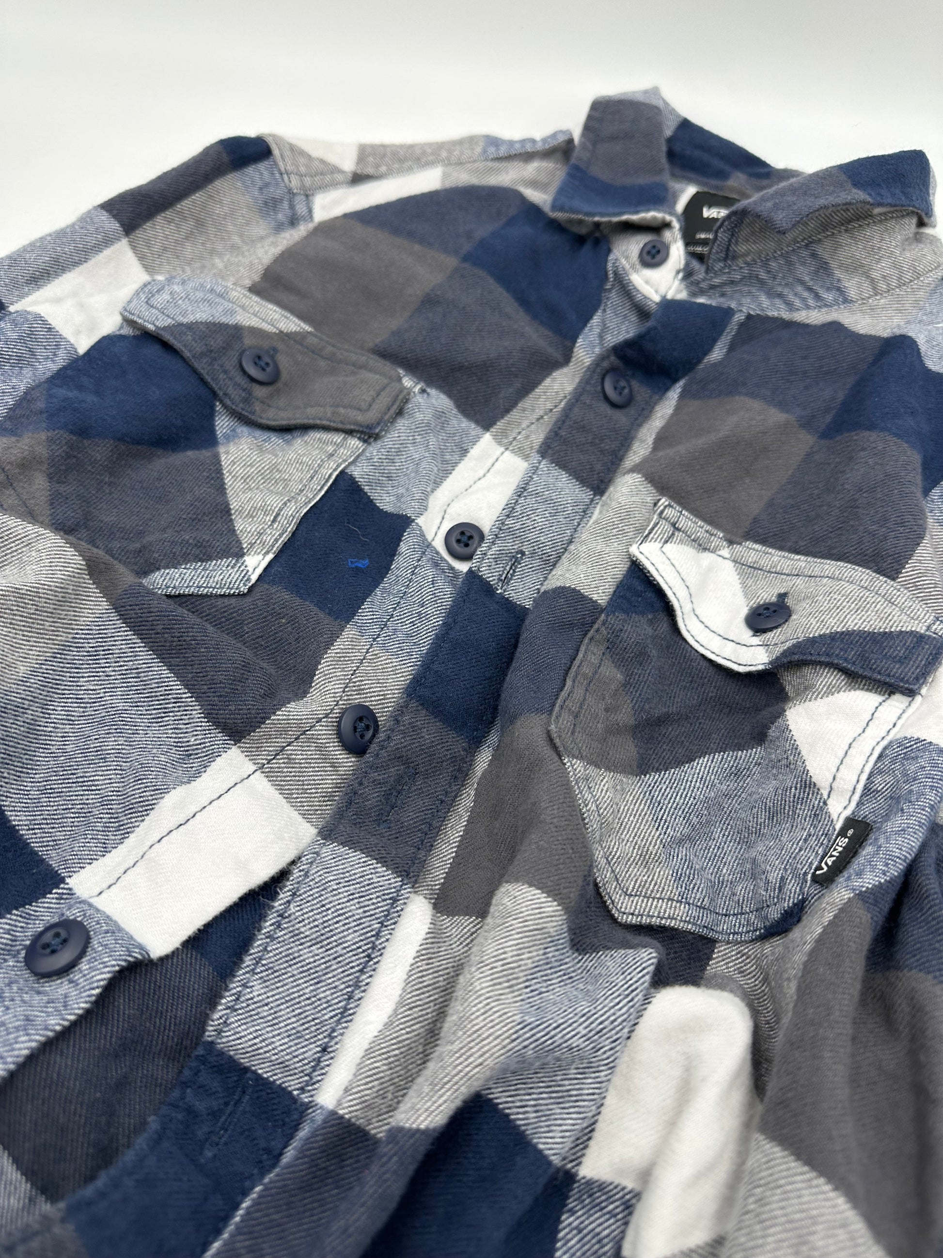 chemise junior medium - Boutique friperie le placard de Jeanne et cie